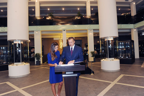 Azerbaijani president and his spouse visit Gala State History-Ethnography Preserve (PHOTO)